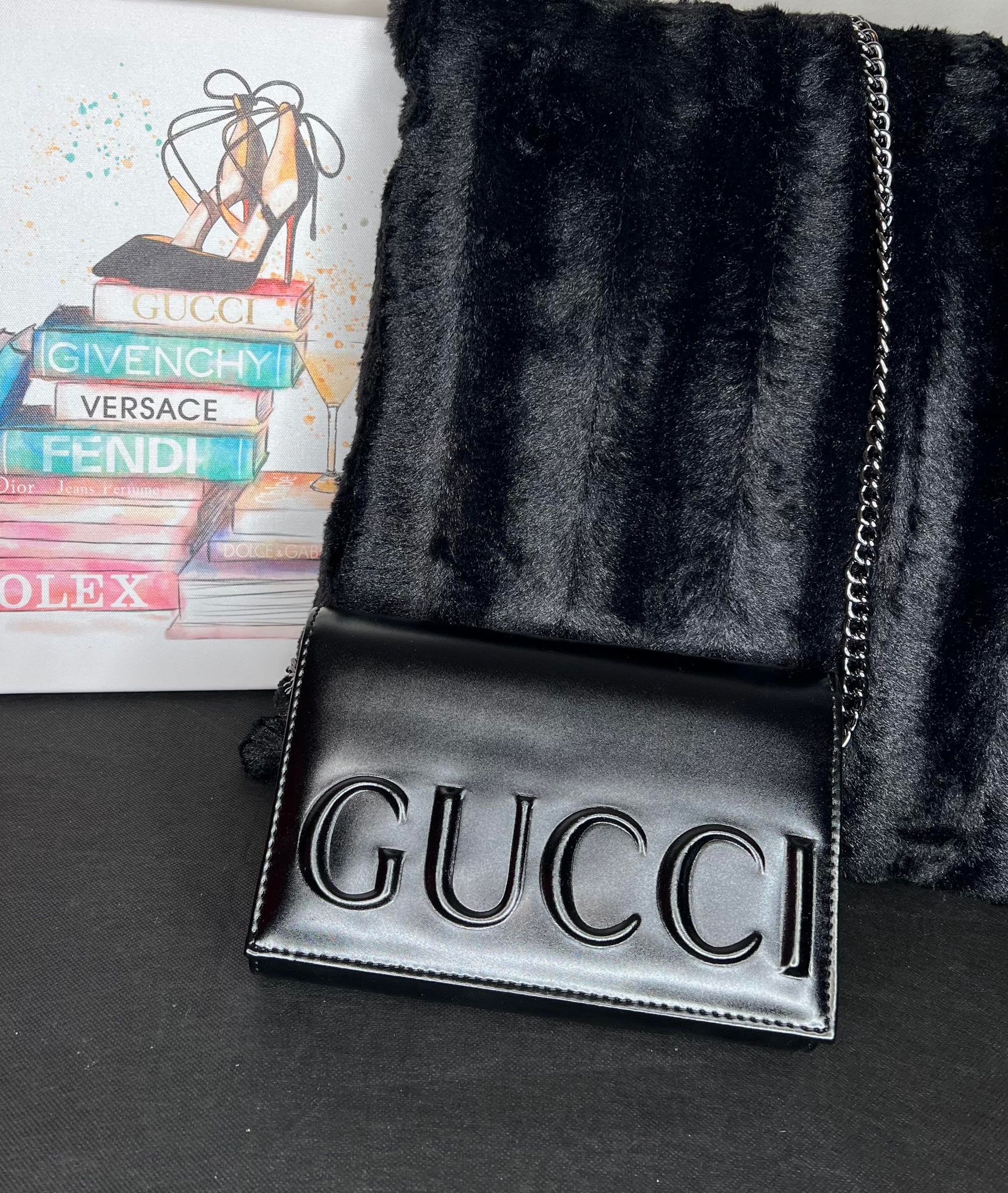 BLACK GUCCI CLUTCH/CHAIN Shuggaz Closet Hats, purses, jewelry